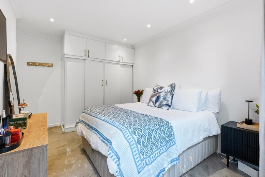 2 Bedroom Property for Sale in Lakeside Western Cape